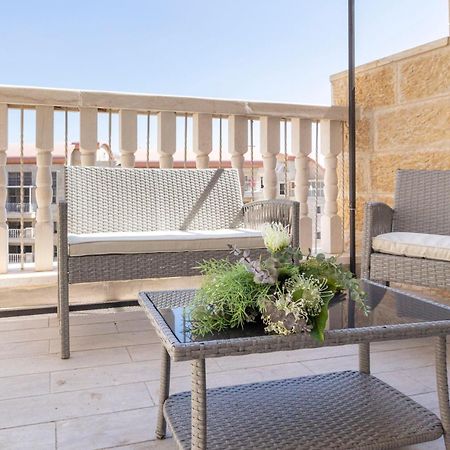 Stylish 1 Bedrooms Parking At City Gate Jerusalem Eksteriør bilde
