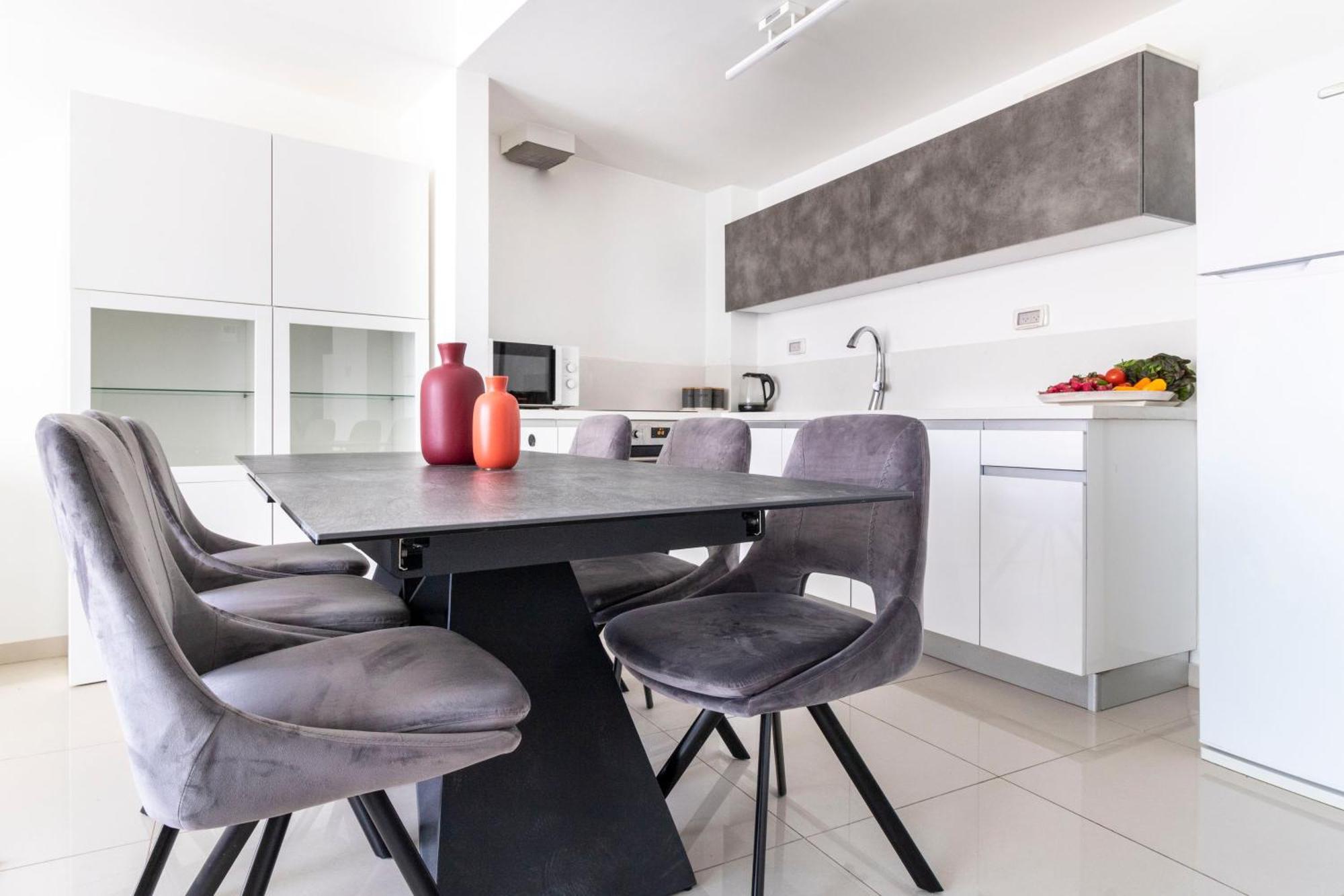 Stylish 1 Bedrooms Parking At City Gate Jerusalem Eksteriør bilde